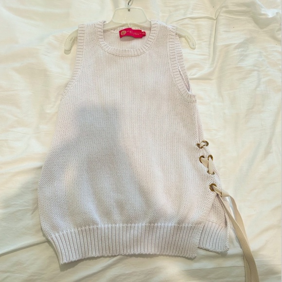 Macbeth Collection Sweater Vest - Picture 1 of 3